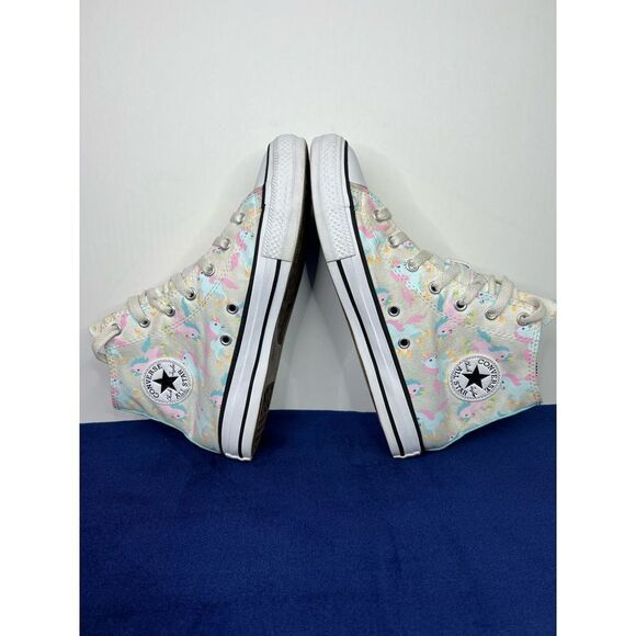 Converse Chuck Taylor All Star Unicorn Print. Youth 5 - Picture 5 of 10